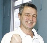 Тренер харківського боксера, чемпіона Європи за версією WBO Сергія Федченка, Віктор   Демченко   каже, що оптимальний вік, коли дитину можна віддавати займатися боксом, - 10-12 років