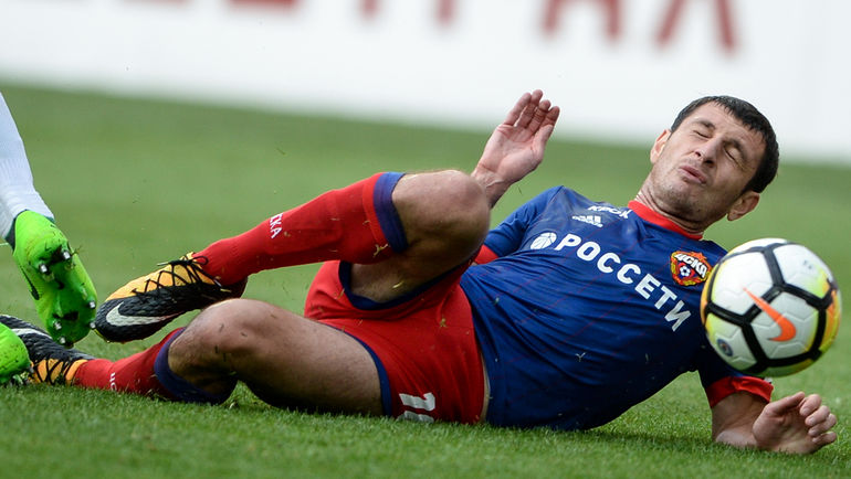 півзахисник   ЦСКА   Алан Дзагоєв   19 лютого   отримав травму на початку товариського матчу з іспанською Картахеной   і покинув поле на ношах