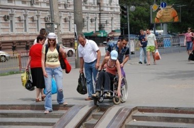 16 серпня 2011, 8:15 Переглядів:   Поступово пристосовують для потреб інвалідів і одеський ж / д вокзал