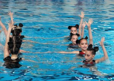 Як повідомили в крайової федерації синхронного плавання, незважаючи на те, що призові місця вони не зайняли, дівчата увійшли в десятку найсильніших спортсменок країни