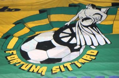 11 січня 2016, 9:32 Переглядів:   Жили да були в 95-тисячному Ситтард (провінція Лімбург) два футбольних клуби -    Фортуна   54 і Ситтард 